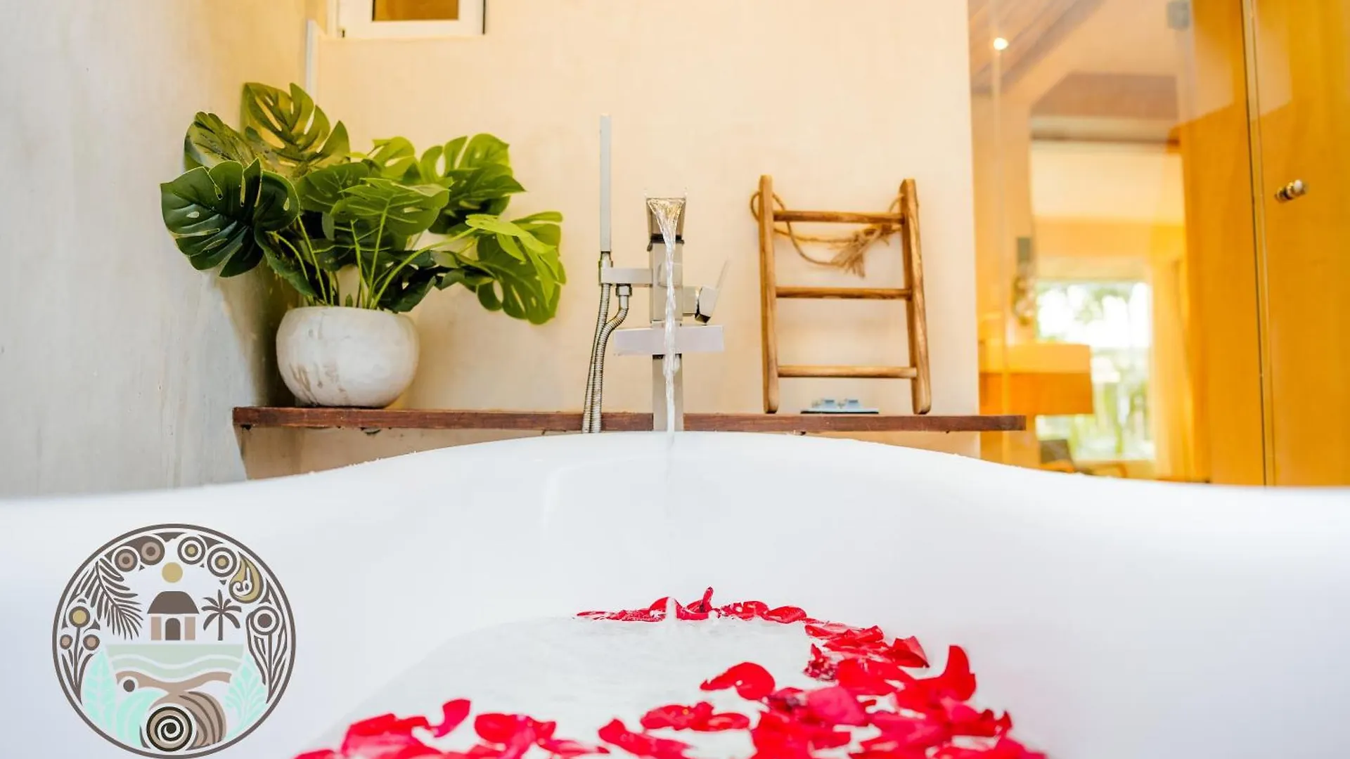 New Sanctuary With A Jacuzzi And Private Tub In The Jungle Apartman Tulum Mexikó